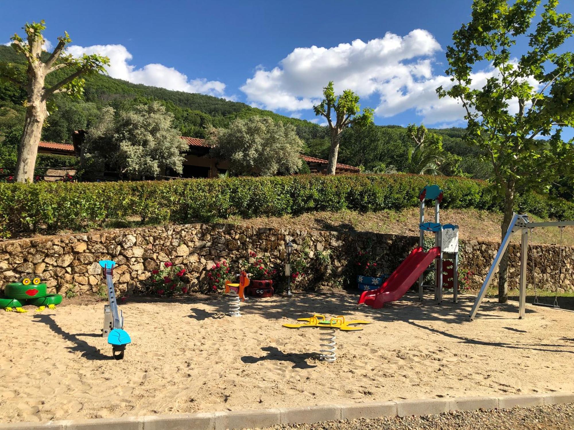 Apartamentos Rurales La Vega Del Jerte Bagian luar foto